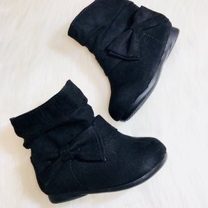 BABY GIRL SUEDE BOOTS